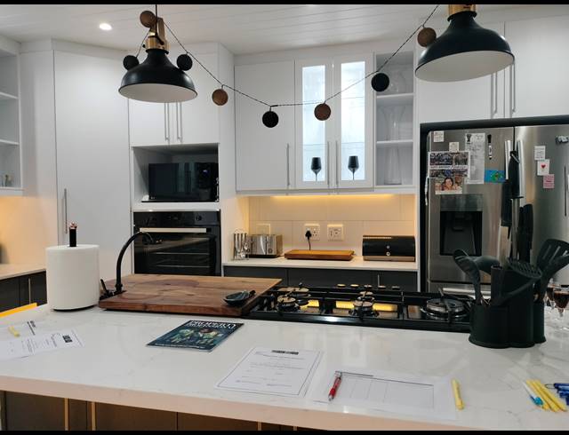 3 BEDROOM FREEHOLD FOR SALE IN TERGNIET